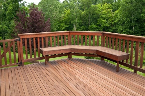 What Makes Composite Decking A Popular Choice For Modern Gardens?